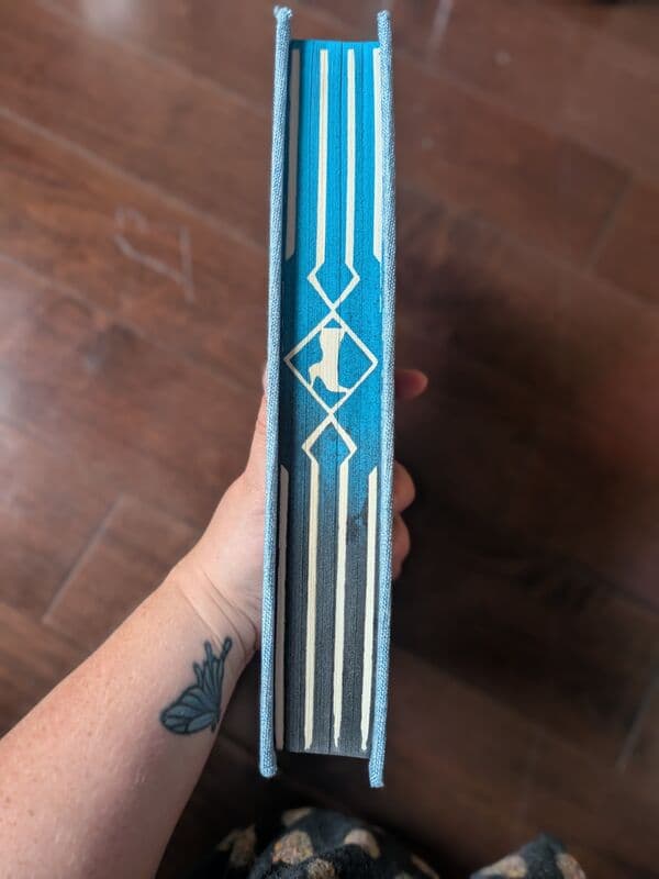 Cinder sublimated edge detail